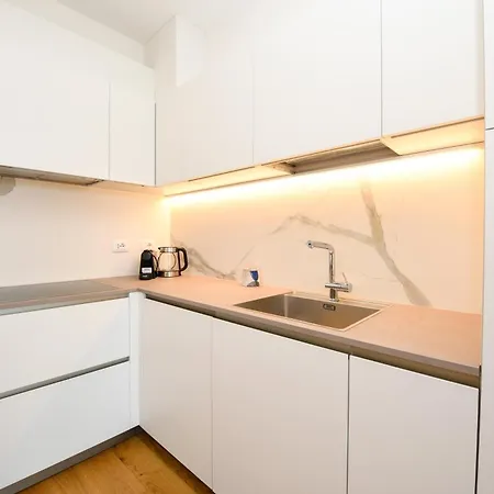Apartment Paradeis *